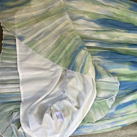 BTFL-Life Tie Dye Pleated Chiffon Dress Blue Green White NWT Size Large - Picture 13 of 13